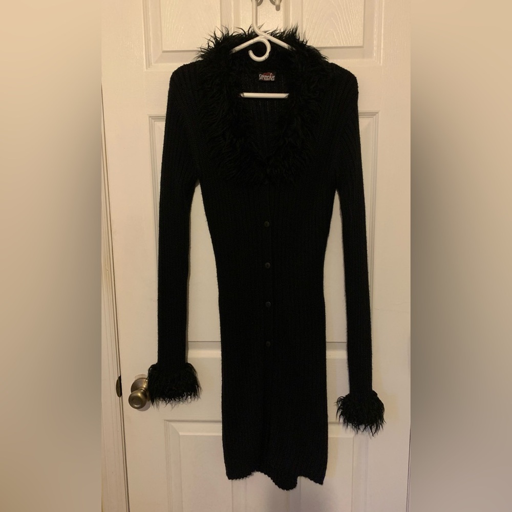 Elegant Black Longline Cardigan with Faux Fur Accents